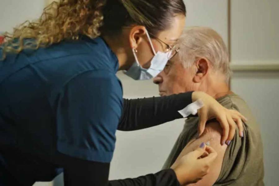Comenzó la vacunación antigripal en más de 85 hospitales y centros de salud de la Ciudad