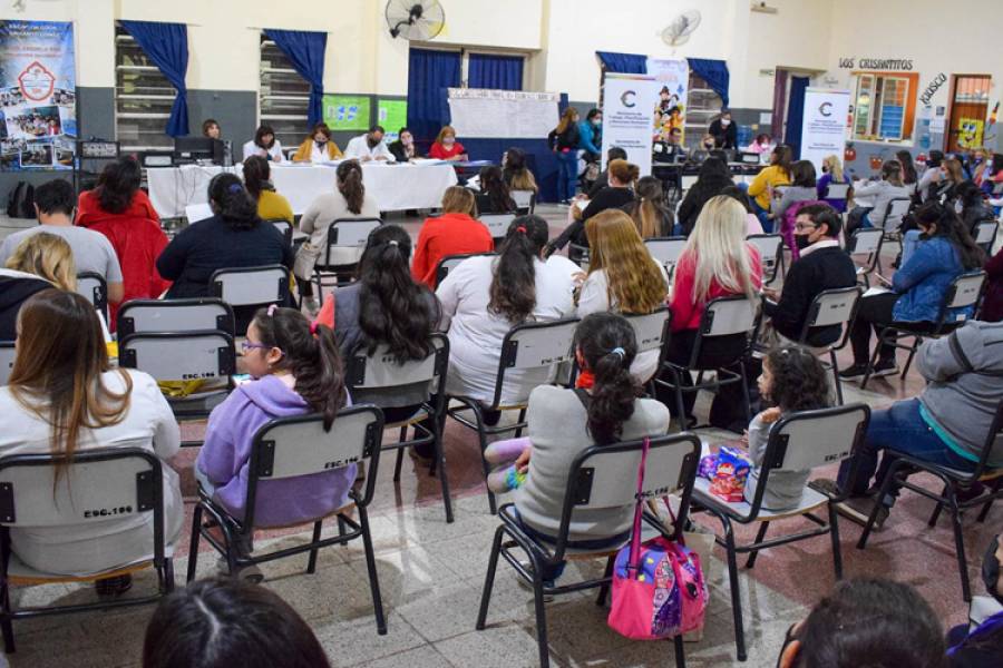 Docentes reclaman por la falta de asambleas y denuncian desorganización en cobertura de cargos
