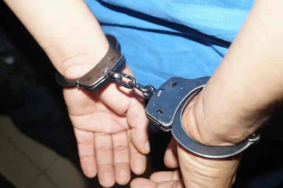 Intentó forzar una puerta para ingresar a robar y fue detenido cerca de la terminal