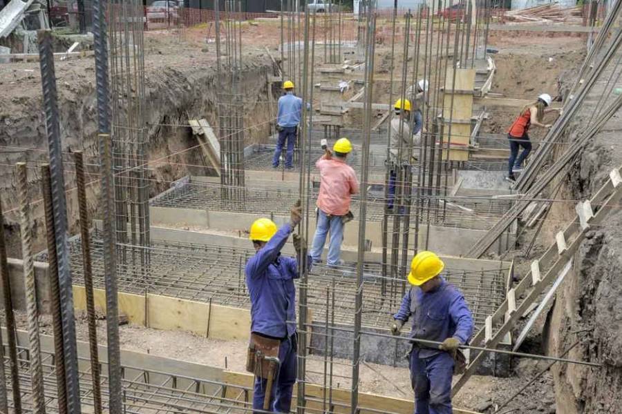 Tasa de desempleo en Argentina crece al 7,9% en el primer trimestre de 2025