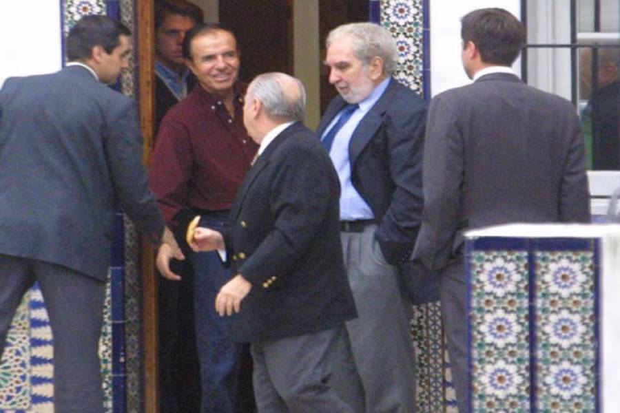 Los 167 días de Menem preso en una quinta: antidepresivos, túneles secretos y la sospecha de un doble