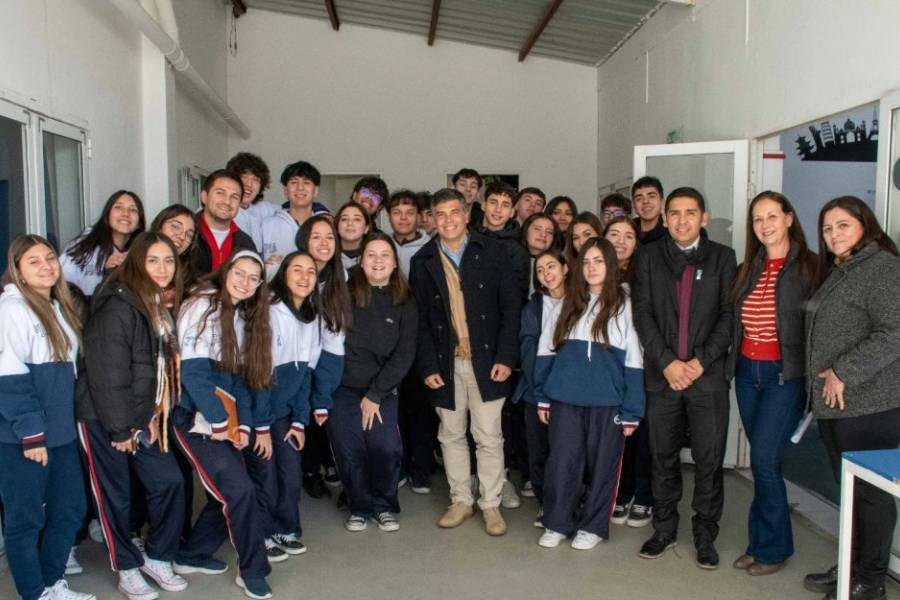 Más de 600 estudiantes catamarqueños participaron de la primera jornada de Educación Financiera