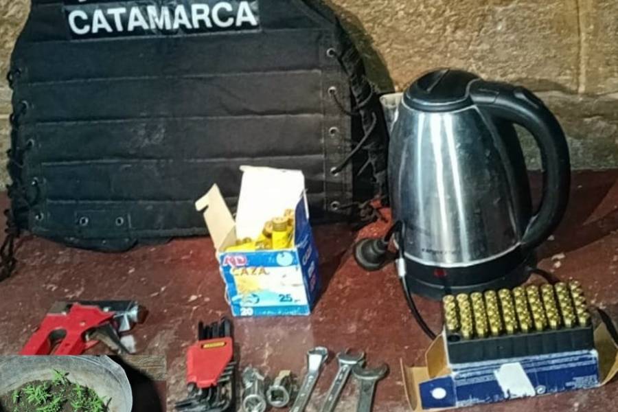 Andalgalá: hallan armas, herramientas robadas y plantas de marihuana tras un rastrillaje policial