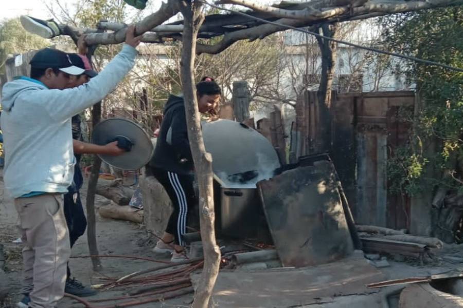 “Nos quieren borrar del mapa”: fuerte denuncia de un comedor barrial ante el cierre del registro nacional