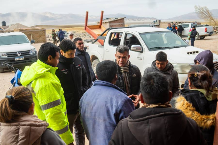 Laguna Blanca: el Gobierno instala un COE fijo y refuerza la asistencia tras el devastador viento zonda