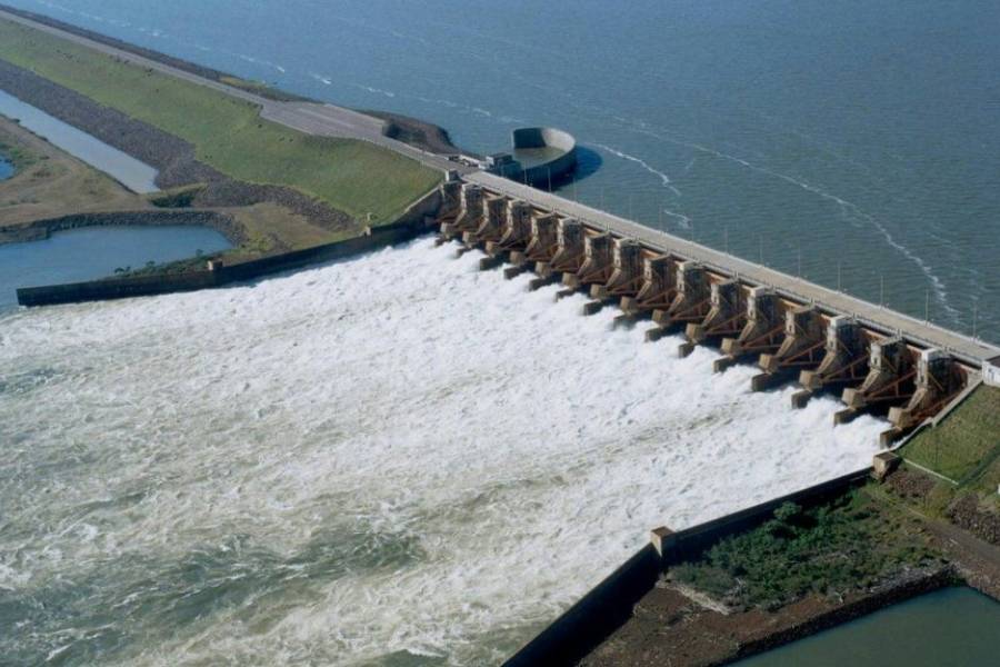 El Gobierno autoriza la venta de cuatro empresas hidroeléctricas