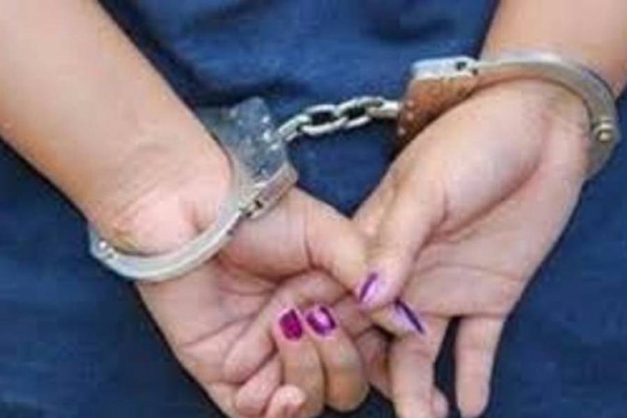 En Recreo: Cacos, una mujer de 18 y otros dos individuos fueron apresados luego de robar elementos de una escuela 
