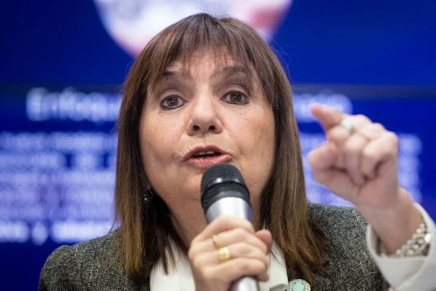 Bullrich anticipa que el Gobierno no hablará con quienes “tienen la cabeza formateada en el kirchnerismo”