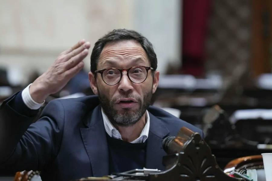 Ferraro denuncia que el DNU que modifica la Ley de Inteligencia es inconstitucional