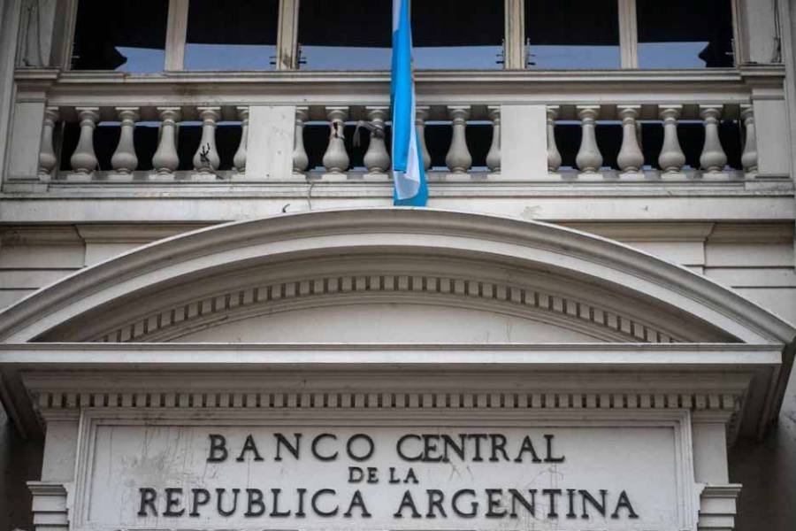 El Banco Central bajo sospecha: investigan complicidades oficiales en las maniobras millonarias de Piccirillo
