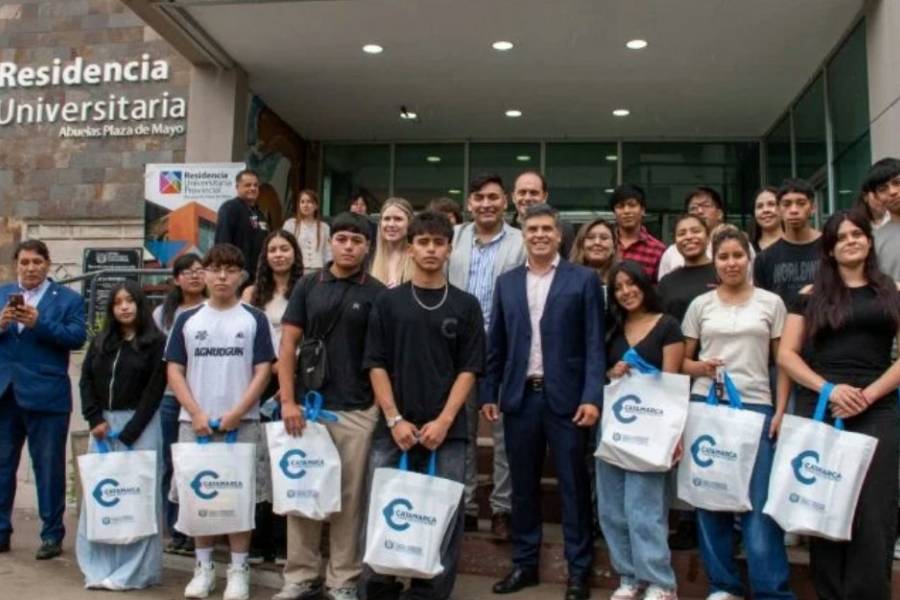Un nuevo inicio para 16 estudiantes del interior en la Residencia Universitaria 