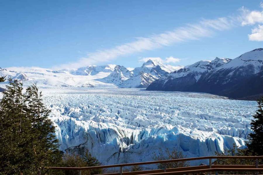 Glaciares: Greenpeace pidió una medida cautelar para garantizar la participación oral de 100 mil inscriptos