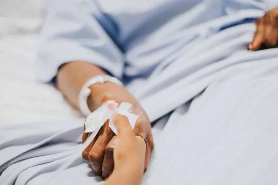 Qué es la “muerte digna”, un tipo de “eutanasia pasiva” que está permitida en Argentina