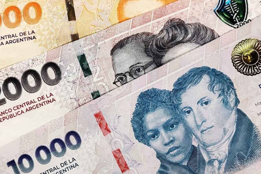 Los salarios volvieron a perder contra la inflación: subieron 2,4% en febrero