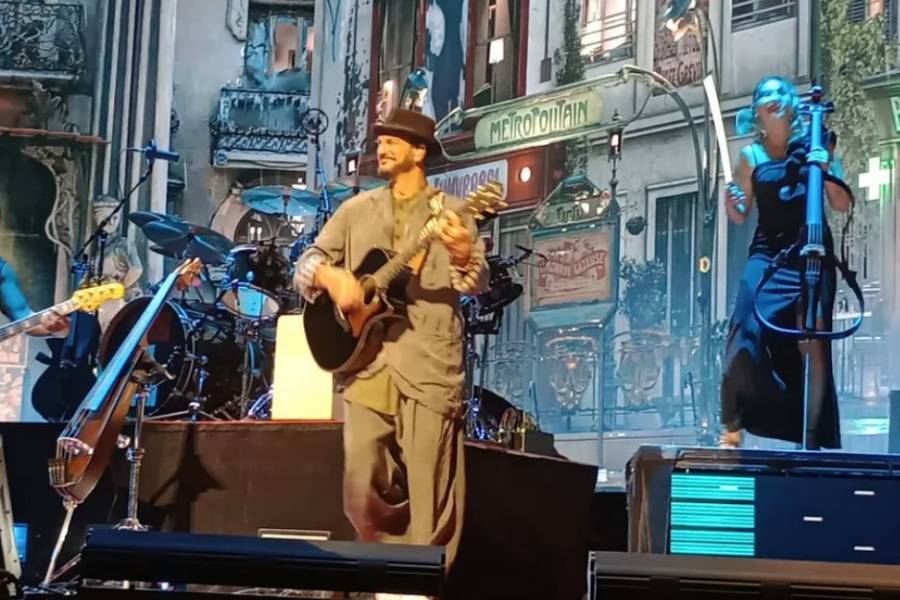 Ricardo Arjona hizo vibrar el Movistar Arena durante su primera noche en Argentina