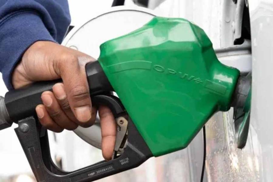 Gobierno posterga al 1 de julio la aplicación plena de impuestos a los combustibles