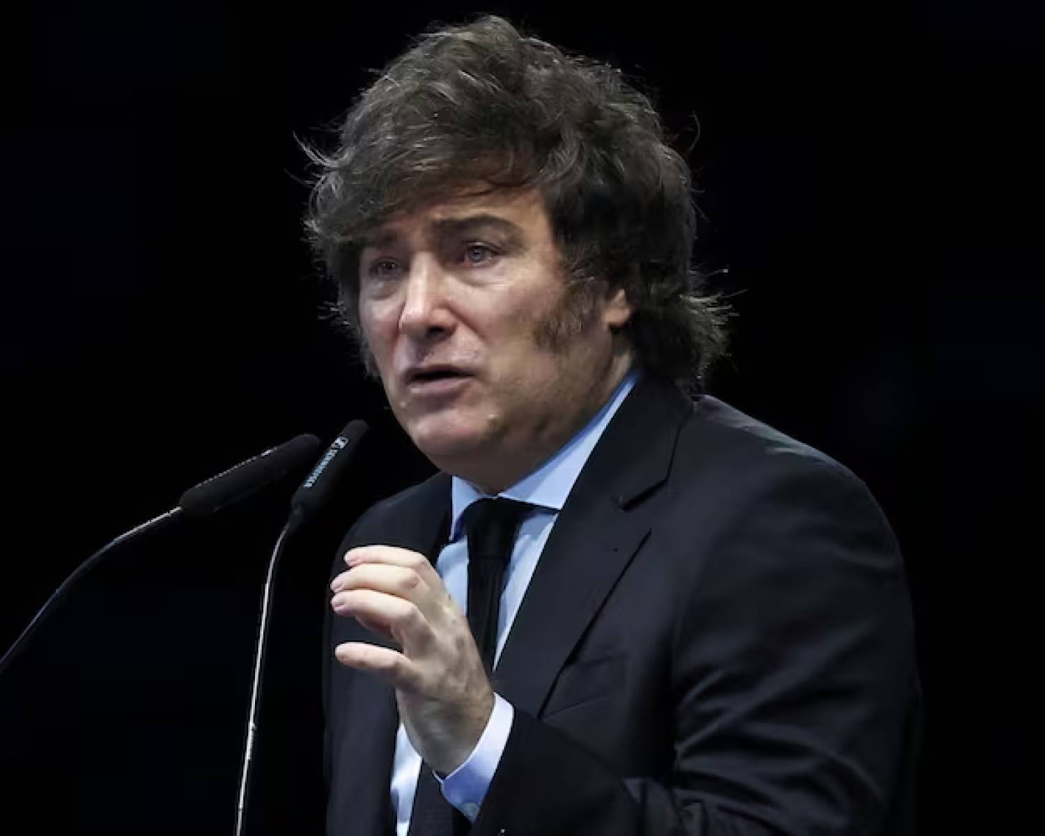 En medio de la tensión por el caso Adorni, Milei reactiva su agenda internacional y viajará a Madrid