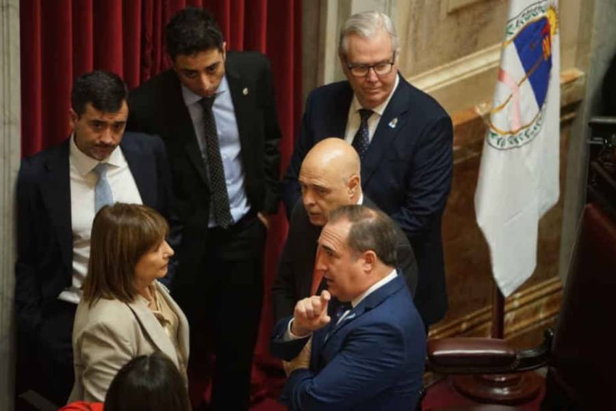 La Libertad Avanza hizo caer la sesión del Senado al no dar quórum: Adorni gana tiempo