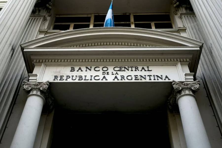 El Banco Central renovó hasta 2028 sus préstamos con bancos internacionales por US$6.000 millones