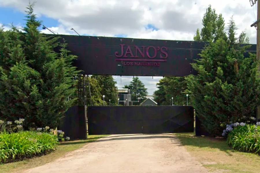 Mar del Plata. Vestidos de basureros robaron en un salón de fiestas y se llevaron una suma millonaria