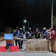 Santa María: Pobladores cortan Ruta 40 en reclamo de trabajo