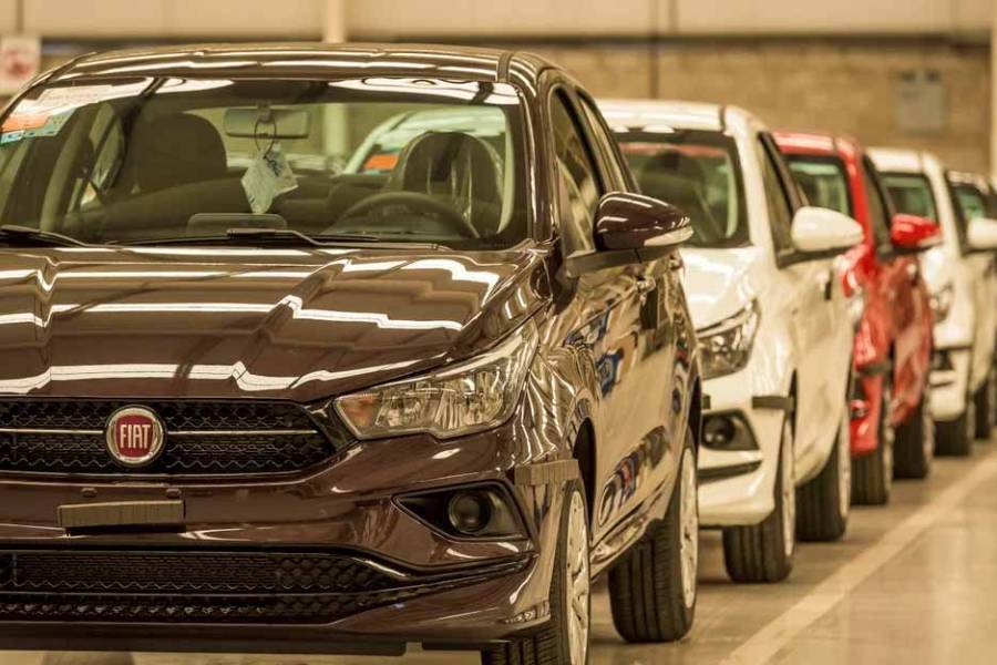 El patentamiento de autos cayó un 30,6% interanual en julio y concesionarias piden incentivos fiscales