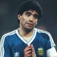 Escándalo en el caso Maradona: peritos de la Junta Médica habrían analizado la historia clínica de Don Diego