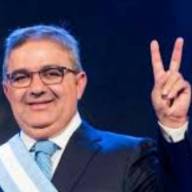 Raúl Jalil se reúne con Massa?