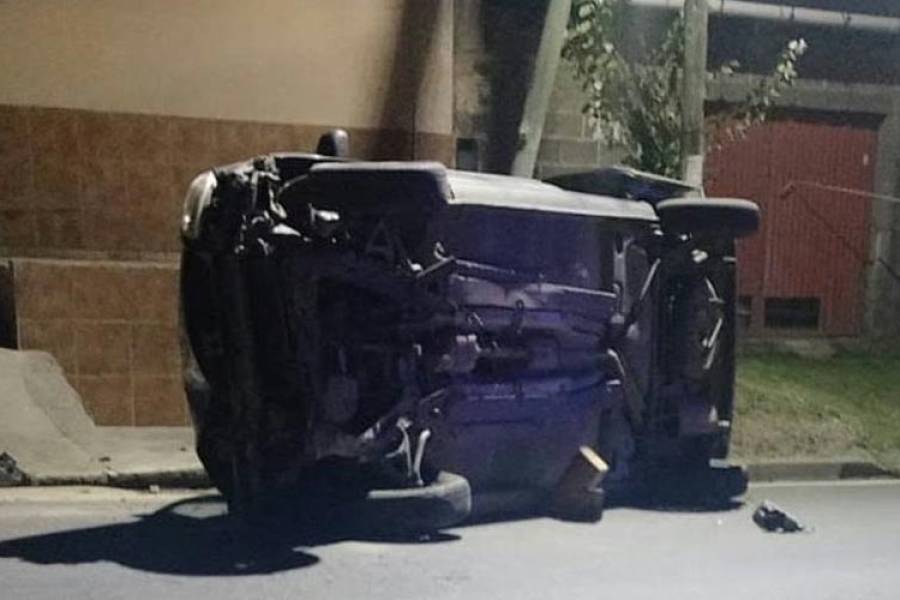 Se mató tras volcar en su camioneta