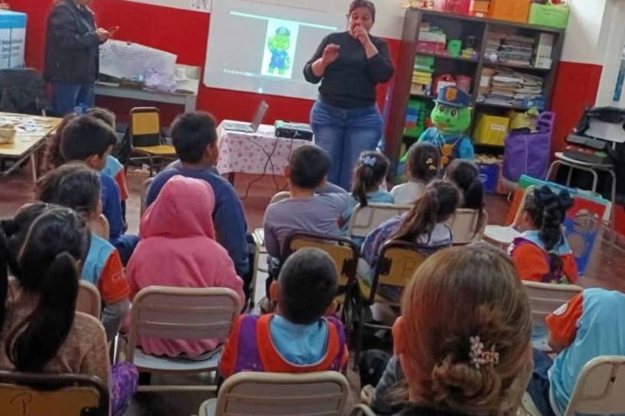 Programa “TrataSaurio” brindó charlas preventivas en escuelas de Valle Viejo